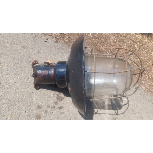 Lampa, světlo industriální, tovární, retro,60.léta