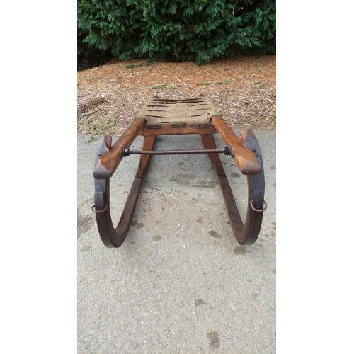 Sáňky v létě, retro, vintage, lyže, zimní sporty