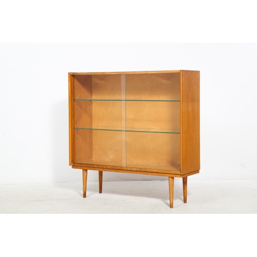 (117) Komoda, knihovna, regál, vitrína, retro