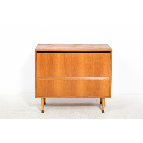 (110) Komoda, peřiňák, úložná skříňka, retro