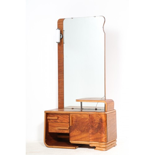 (82)Komoda, galerka, sekretář, noční stolek, retro